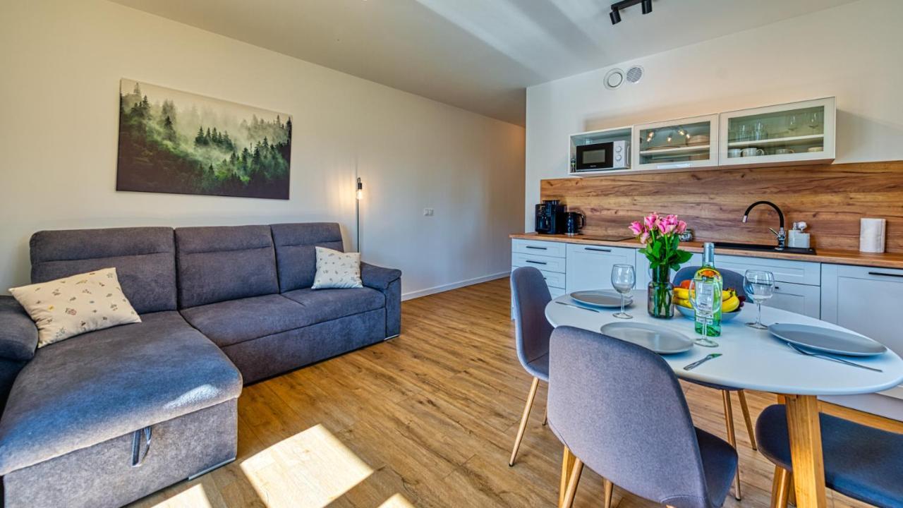 A1 Z Basenem I - 5d Apartament *